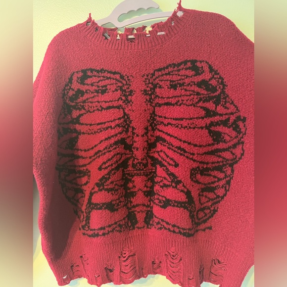 ROMWE Redd Skeleton Chest Graphic Distressed Hemline Boxy Sweater. No size. - Picture 4 of 10